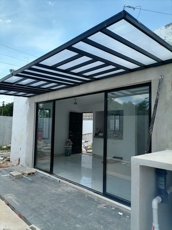 Fabricación de estructura metálica para techado y anclajes